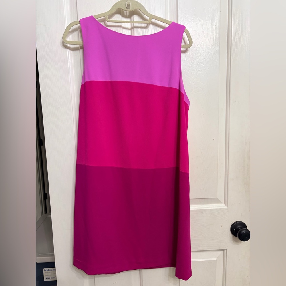 Trina Turk Pink & Magenta Colorblock Sleeveless Shift Dress